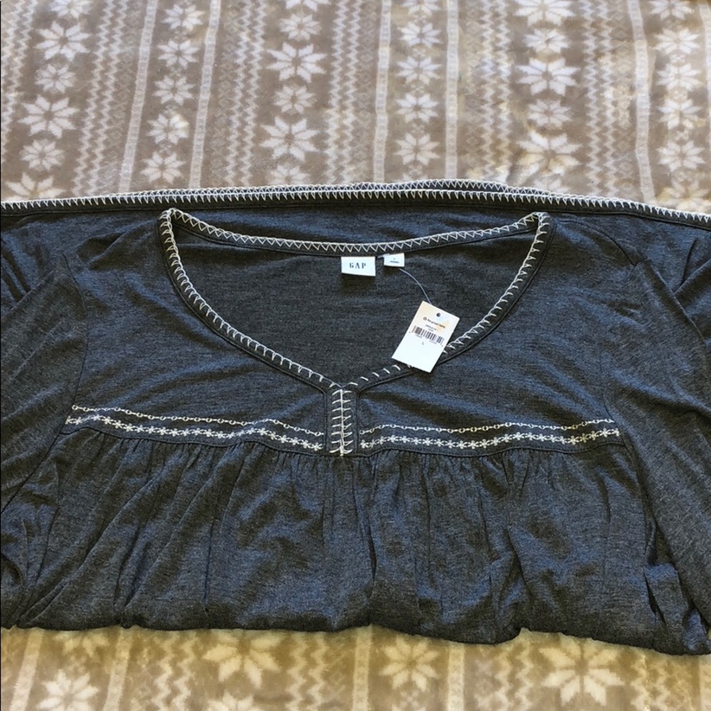 NWT Gray GAP Shirt!